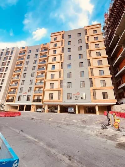 6 Bedroom Flat for Sale in North Jeddah, Jeddah - Luxury Rooftop Units for Sale in Darb Al-Haramain – Prime Location Facing Central Park