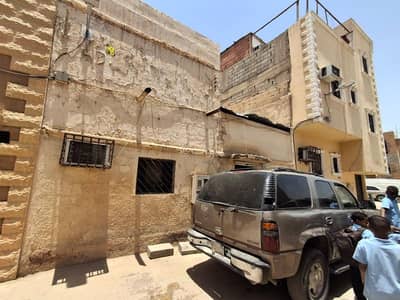 5 Bedroom Floor for Sale in Central Riyadh, Riyadh - Floor for sale in Atiqa, Riyadh