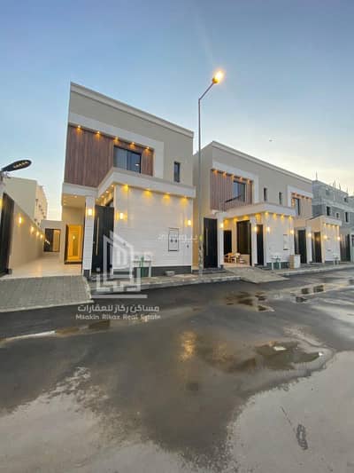 7 Bedroom Floor for Sale in East Riyadh, Riyadh - Ground floor townhouse with a modern design, a lifetime home.