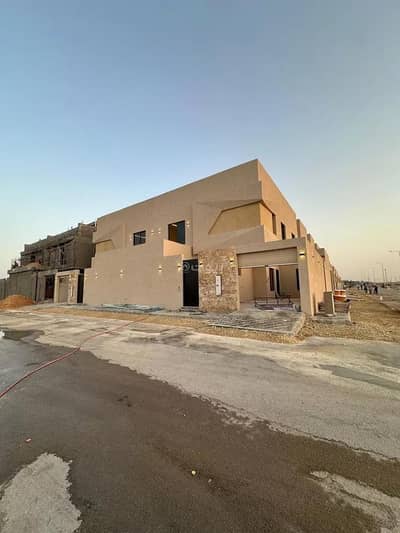 4 Bedroom Villa for Sale in West Riyadh, Riyadh - Corner Duplex Villa for Sale in Al Maha District on Dirab Road