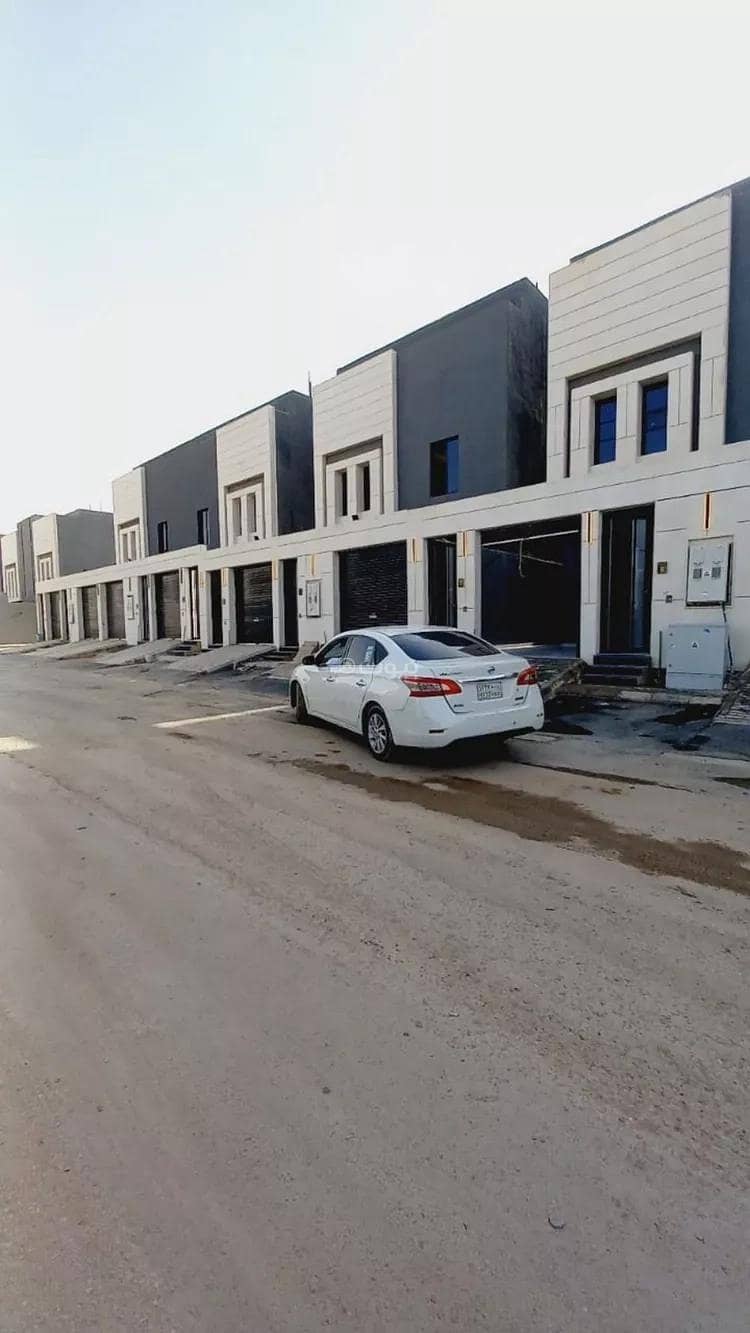 Floor For Sale in Tuwaiq, West Riyadh