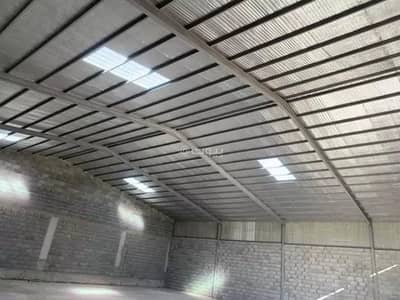 Warehouse for Rent in Al Hazm w Bataynah - Warehouse For Rent in Al Hazm w Bataynah