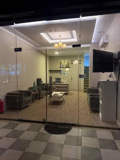 Office for Rent in North Jeddah, Jeddah - Office For Rent in Al Sawari, North Jeddah