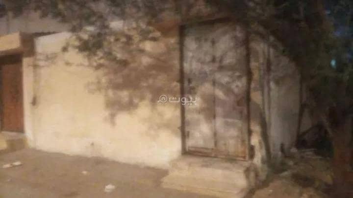 Building For Sale in Al Khalidiyah, Central Riyadh