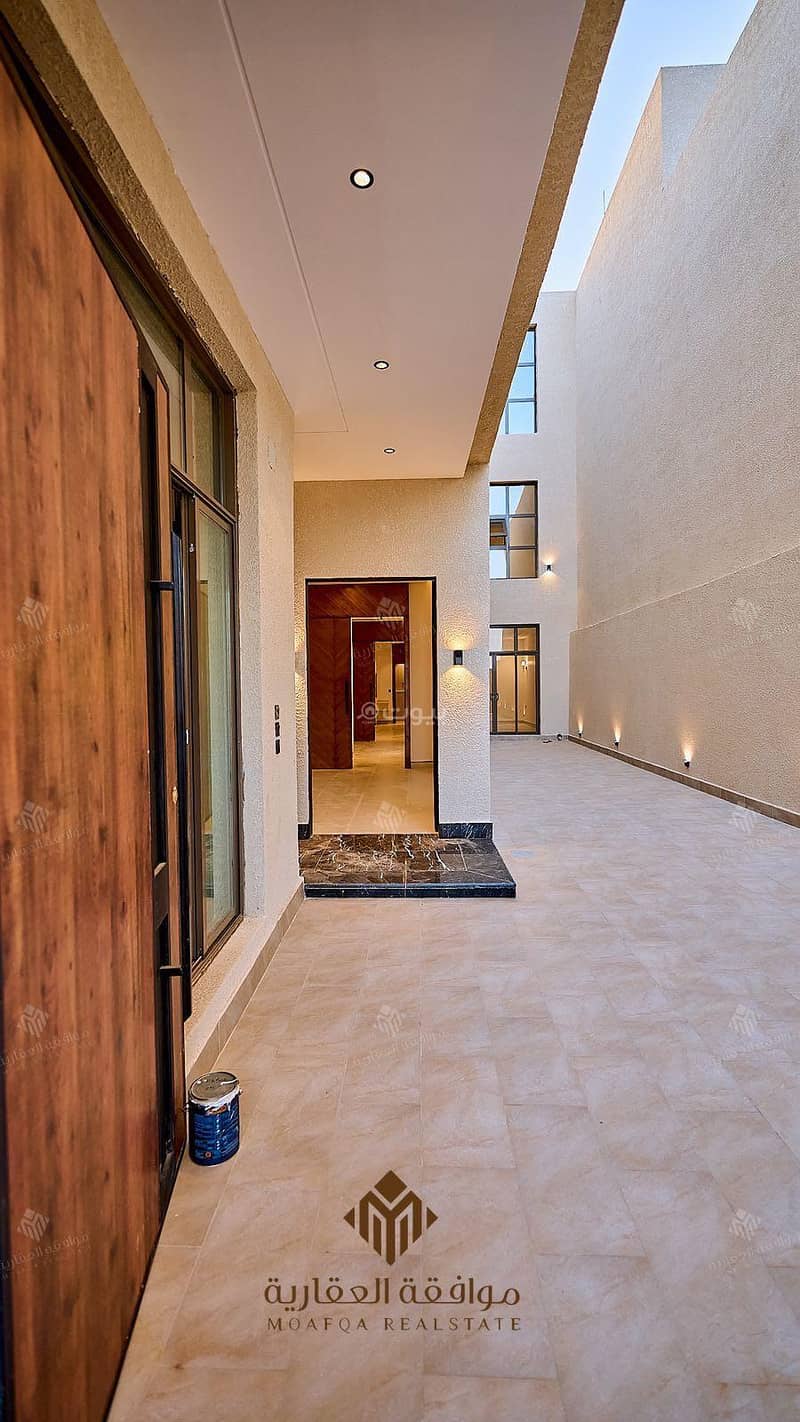Villa For Sale in Al Mahdiyah, West Riyadh