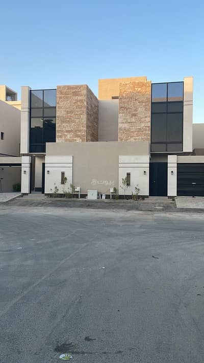 5 Bedroom Villa for Sale in East Riyadh, Riyadh - Villa for Sale in Al Munsiyah, East Riyadh