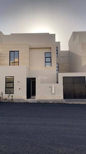 6 Bedroom Villa for Sale in West Riyadh, Riyadh - Villa for sale in Al Mahdiyah, West Riyadh