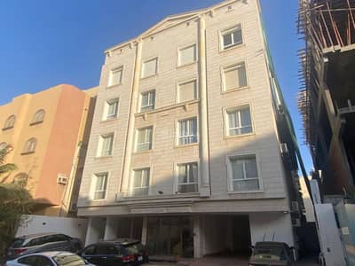 3 Bedroom Apartment for Rent in North Jeddah, Jeddah - Apartment for rent in al-nahda neighborhood consisting of 3 rooms behind al-sayah garage on king road.