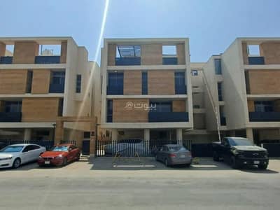 4 Bedroom House for Rent in North Riyadh, Riyadh - House for rent on Abdul Latif bin Abdul Malik Al Sheikh Street, Al Mulqa neighborhood