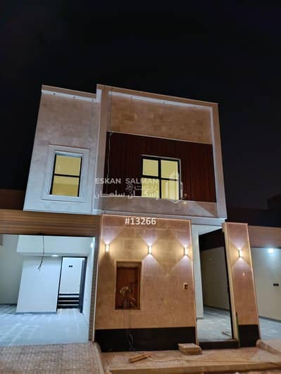 فلیٹ 5 غرف نوم للبيع في جنوب الرياض، الرياض - شقة تاون هاوس - الرياض - عكاظ