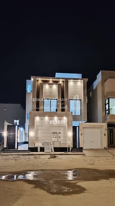دور 5 غرف نوم للبيع في شرق الرياض، الرياض - دور - الرياض - حي الجنادرية