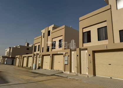 فیلا 6 غرف نوم للبيع في جنوب الرياض، الرياض - فيلا روف - الرياض - حي عكاظ
