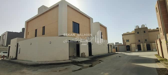 فیلا 9 غرف نوم للبيع في شرق الرياض، الرياض - فيلا - الرياض - حي السعادة