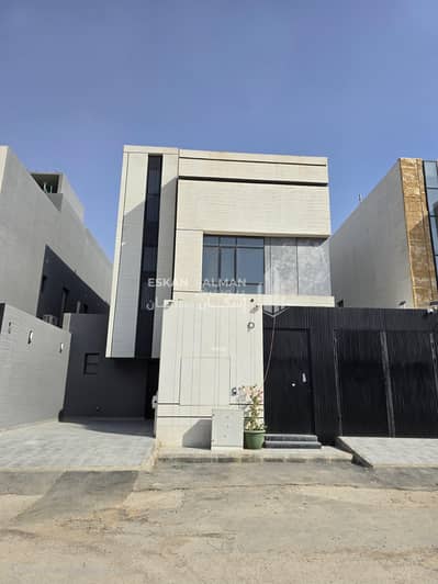 4 Bedroom Floor for Sale in East Riyadh, Riyadh - Circle - riyadh - east (al ramal)