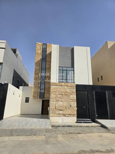 4 Bedroom Floor for Sale in East Riyadh, Riyadh - Circle - riyadh - al ramal neighborhood