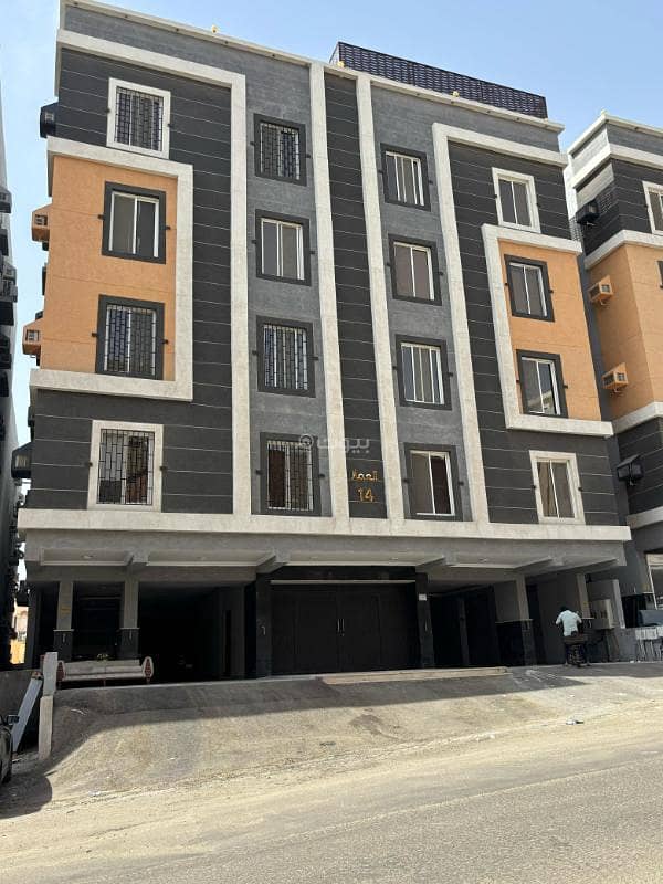 A 7-bedroom apartment for sale in Al-Raghamah neighborhood, Jeddah