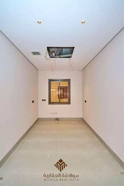 3 Bedroom Flat for Sale in West Riyadh, Riyadh - Apartment for Sale on Mohammed Bin Habbah Allah Street, Al Mahdiyah District, Riyadh City, Riyadh Region.