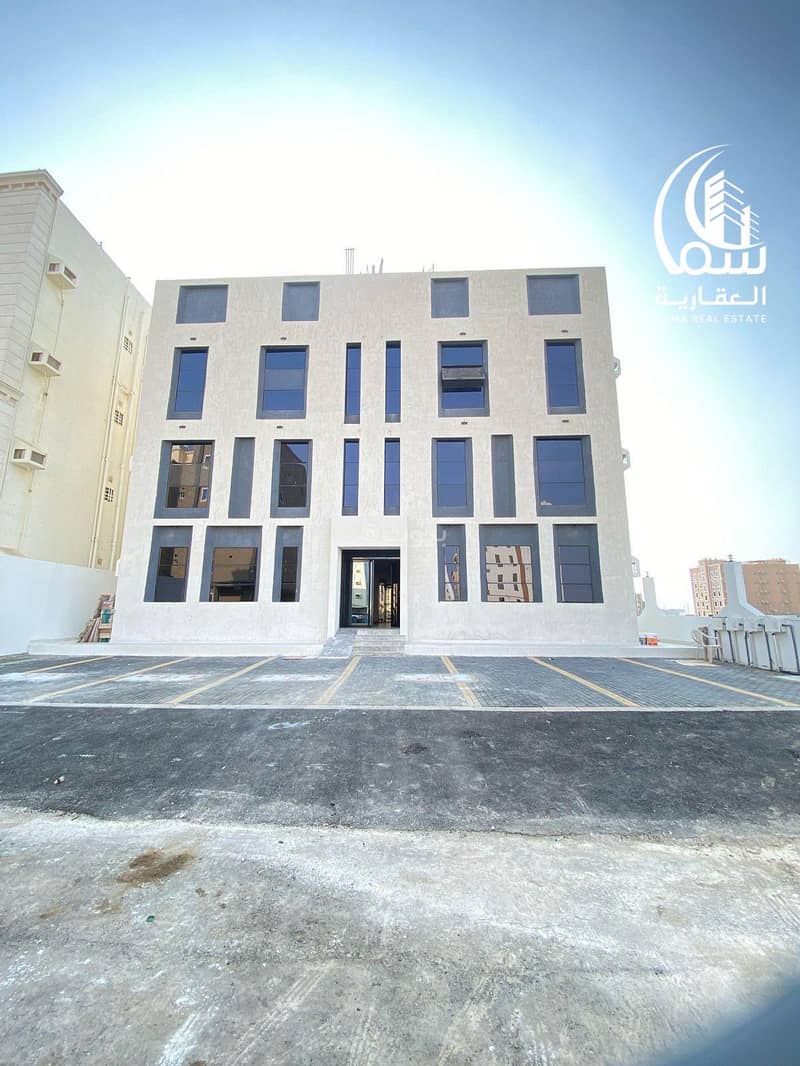 Apartment in Al Muhammadiyah 2 5 bedrooms 520000 SAR - 87697961