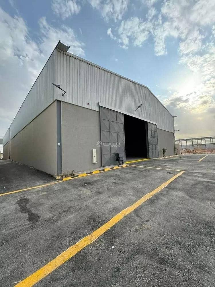 Warehouse for rent in mishrifah, al hayathem