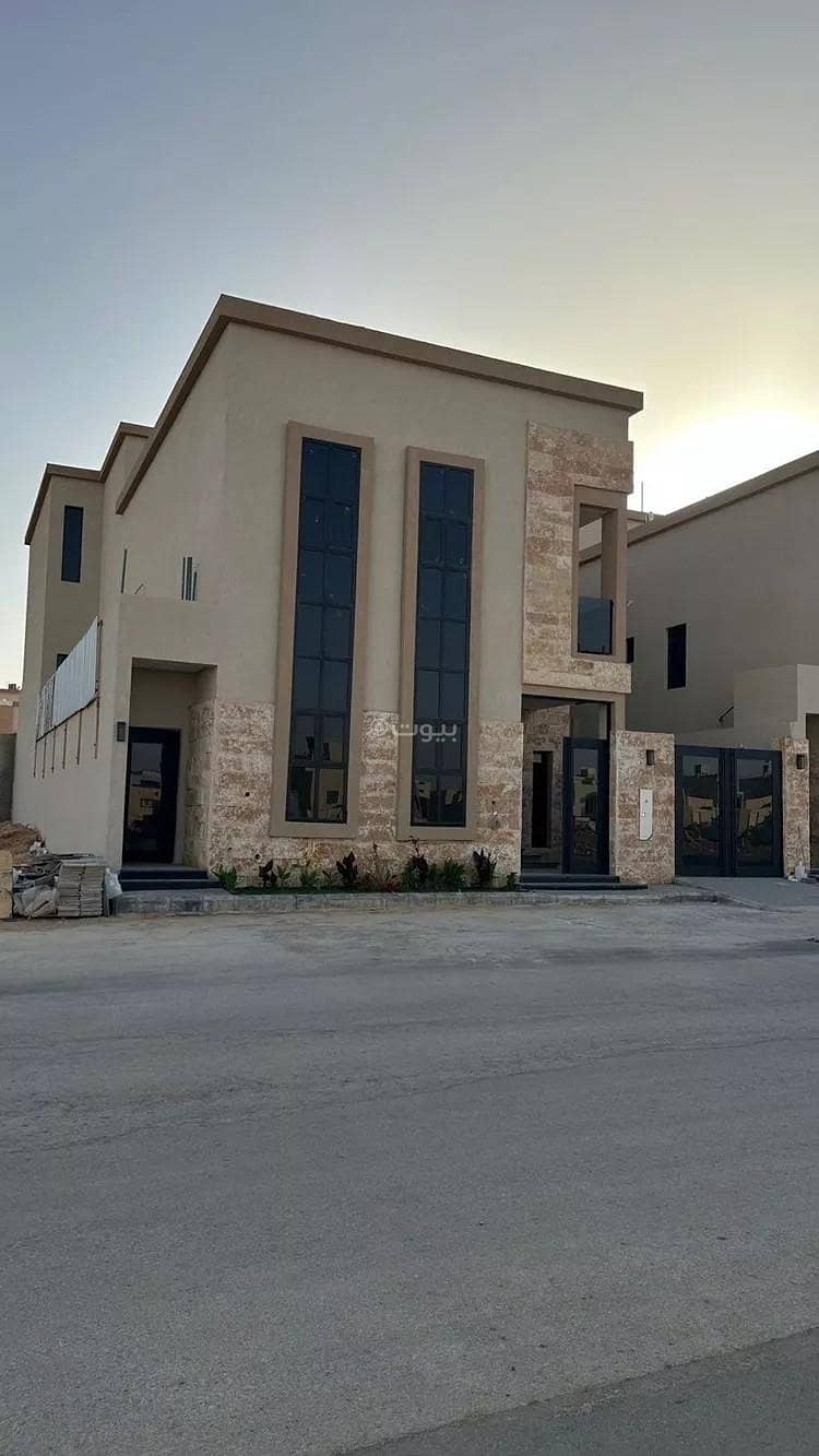 Villa For Sale in Al Mahdiyah, Riyadh