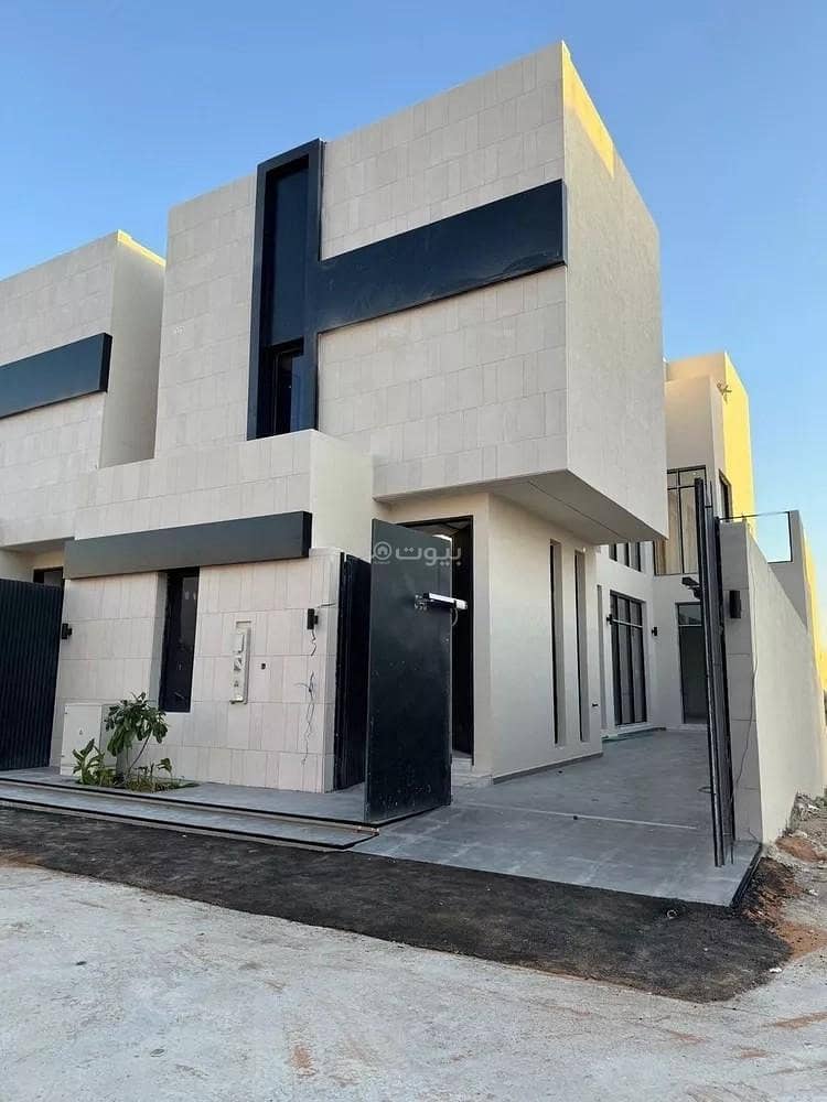 Villa For Sale in Al Mahdiyah, Riyadh