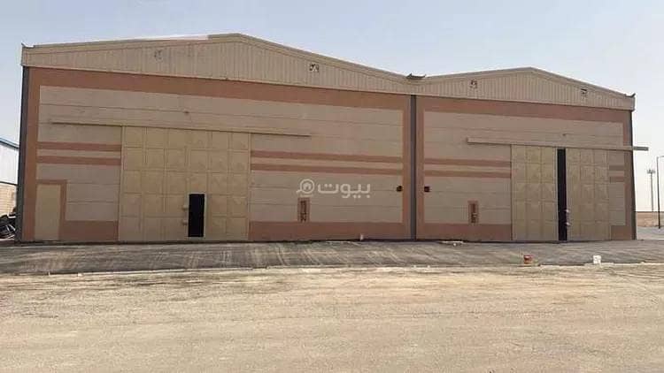 مستودع للإيجار في شارع الحفائر, حي الدفاع, مدينة الرياض مستودع للإيجار في شارع الحفائر, حي الدفاع, مدينة الرياض