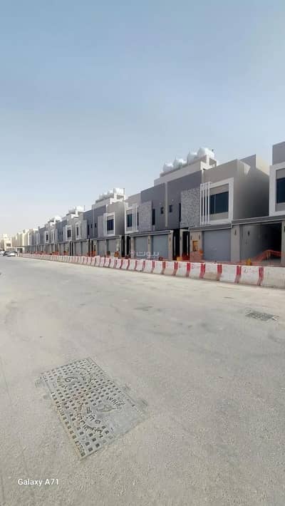 دور 4 غرف نوم للبيع في جنوب الرياض، الرياض - دور للبيع في بدر, جنوب الرياض