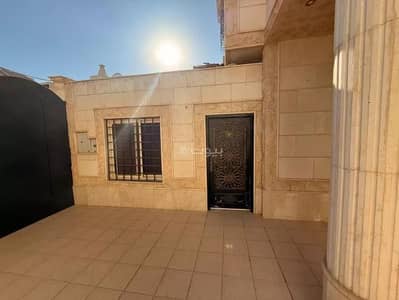فیلا 3 غرف نوم للبيع في شمال الرياض، الرياض - فيلا للبيع في شارع الزمرد, حي الياسمين, مدينة الرياض, منطقة الرياض