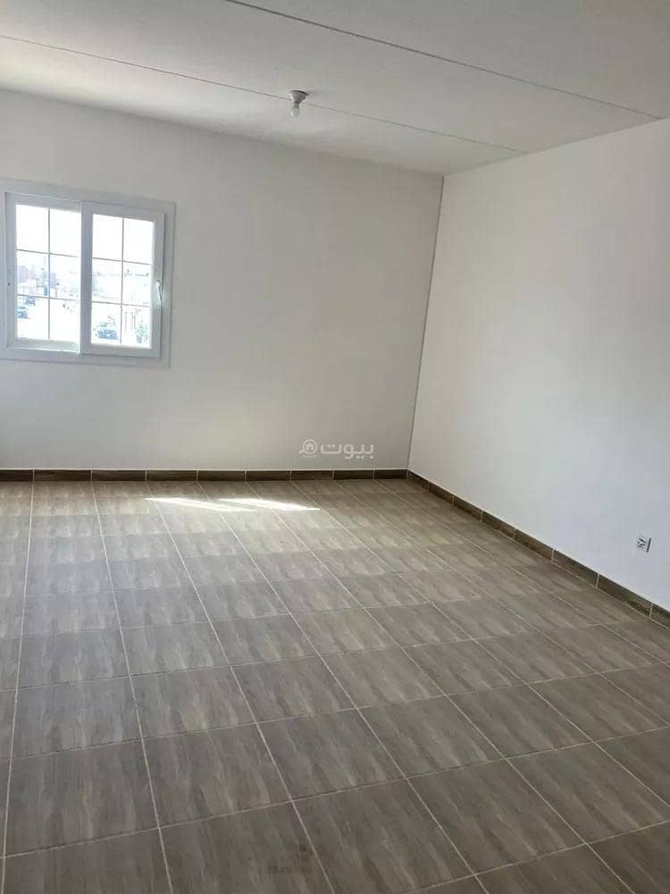 Villa for Rent on Salman Bin Malik Street, King Khalid International Airport District, Riyadh City, Riyadh Region.