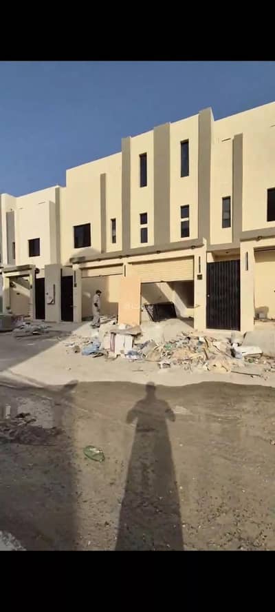 4 Bedroom Villa for Sale in South Riyadh, Riyadh - Villa for Sale on Ahmad bin Raslan Street, Badr District, Riyadh City, Riyadh Region.