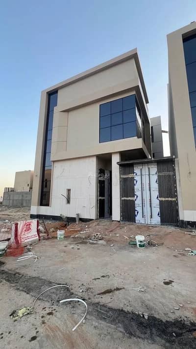 6 Bedroom Villa for Sale in West Riyadh, Riyadh - Villa for sale in al mahdiyah, riyadh