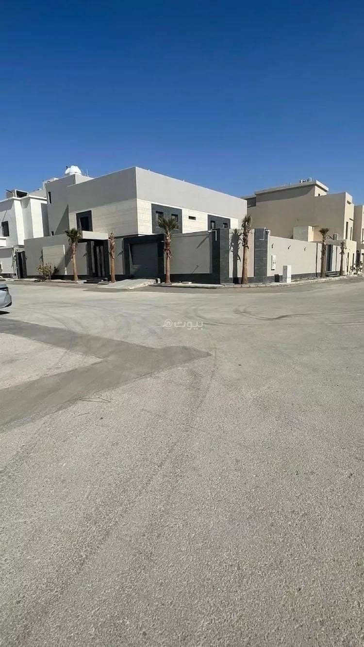 Villa For Sale in Al Mahdiyah, Riyadh