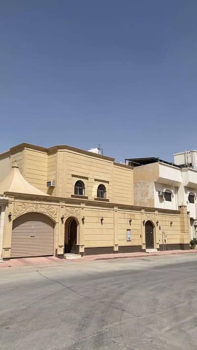 6 Bedroom Villa for Sale in West Riyadh, Riyadh - Villa for sale in al uraija al wusta, riyadh