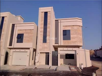 7 Bedroom Floor for Sale in Al Nahdah, Ahad Rafidah - A 7-bedroom apartment for sale in Al Nahda, Abha.