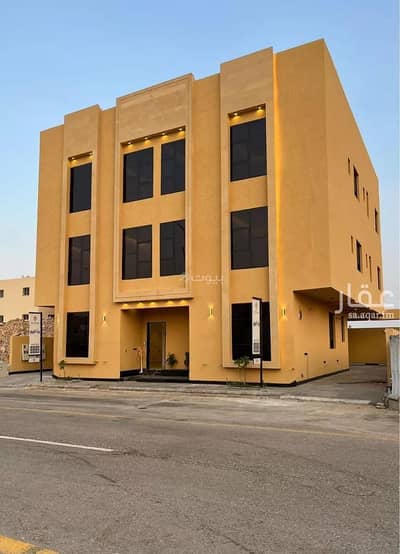 عمارة  للبيع في غرب الرياض، الرياض - عمارة للبيع في شارع شهيد الدين ثم الوطن حسين عوضه محمد الأسمري, حي المهدية, مدينة الرياض, منطقة الرياض