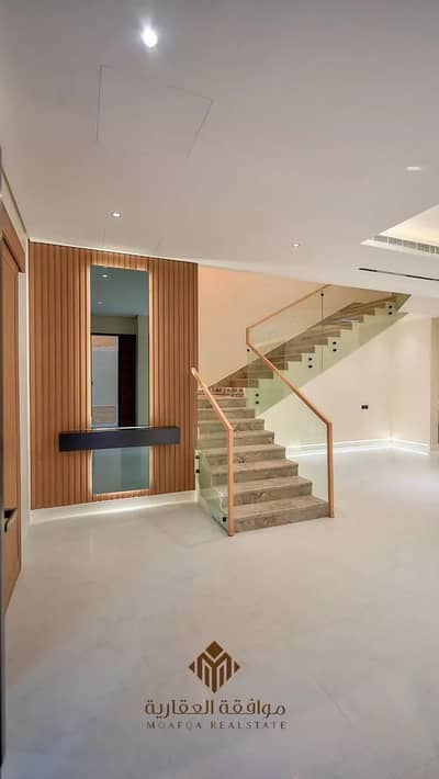 5 Bedroom Villa for Sale in West Riyadh, Riyadh - Villa for Sale on Muhammad bin Ahmad Al-Hijazi Street, Al Mahdiyah District, Riyadh City, Riyadh Region