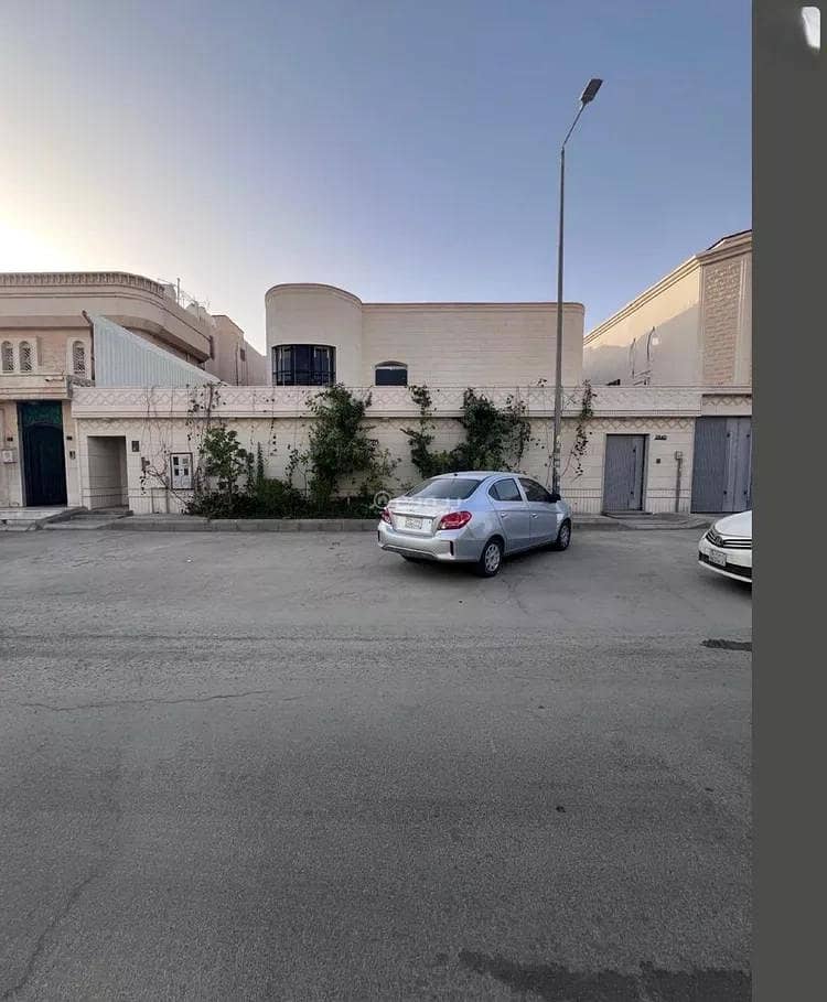 استوديو للإيجار في الحمراء، الرياض