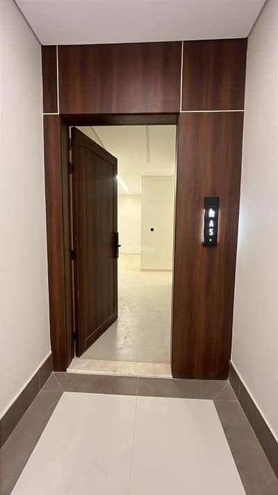 3 Bedroom Apartment for Rent in Al Bahar, Al Khobar - Rooftop apartment for rent in Al-Bahr district