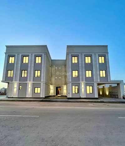 عمارة 4 غرف نوم للبيع في غرب الرياض، الرياض - عمارة بمساحة900 م مكونة من 10 شقق كل شقه 4 غرف نوم للبيع في المهدية