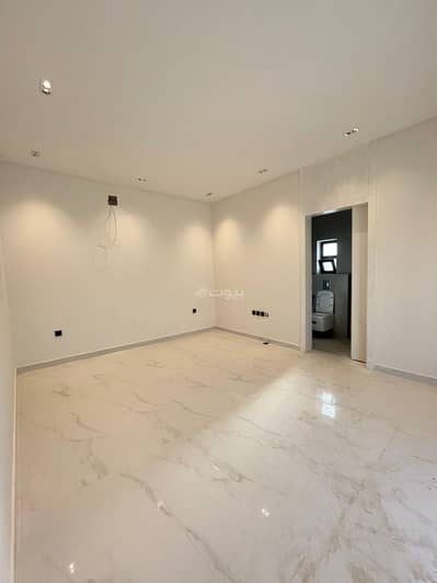 5 Bedroom Villa for Sale in West Riyadh, Riyadh - Villa with an area of 215 for sale in Al Mahdiyah neighborhood