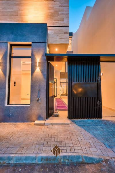 5 Bedroom Villa for Sale in West Riyadh, Riyadh - Villa for sale in Al Mahdiyah
