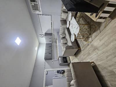 1 Bedroom Apartment for Rent in North Riyadh, Riyadh - A one-bedroom apartment for rent on Salah Al-Din Castle Street, Riyadh
