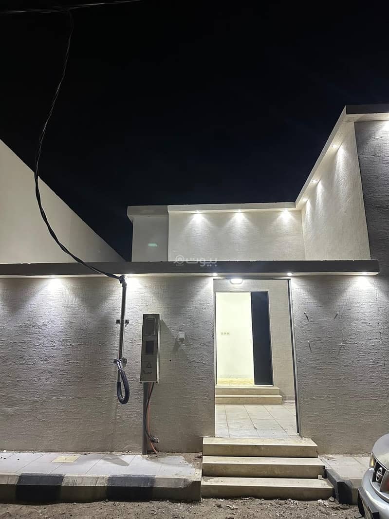 Floor for sale in Ash Shalaal, Afif Floor for sale in Ash Shalaal, Afif