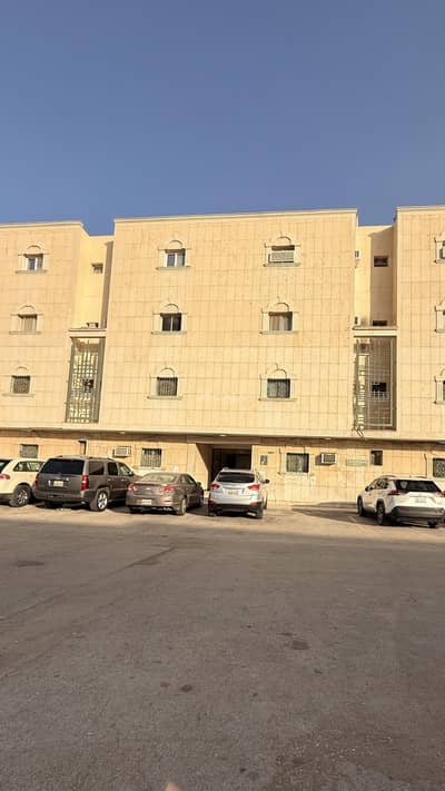 3 Bedroom Flat for Rent in East Riyadh, Riyadh - Apartment for rent in Al Rayyan neighborhood