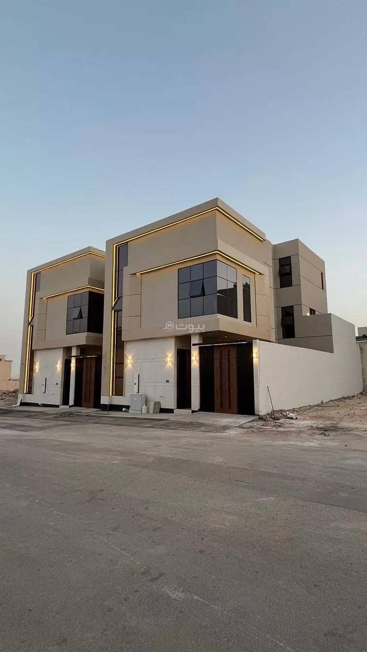 Villa for Sale on Abdulqader Bin Abdulwarith Street, Al-Mahdiyah District, Riyadh City, Riyadh Region
