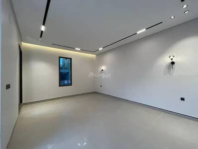 6 Bedroom Villa for Sale in West Riyadh, Riyadh - Villa for sale on Abdulatif Bin Al-Mubarak Street, Al-Mahdiyah District, Riyadh City, Riyadh Region.
