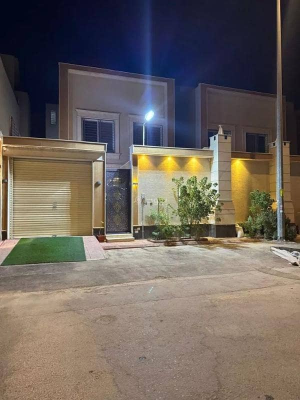 Villa for sale on Abu Abdullah Al-Andalusi Street, Al-Okaaz District, Riyadh City