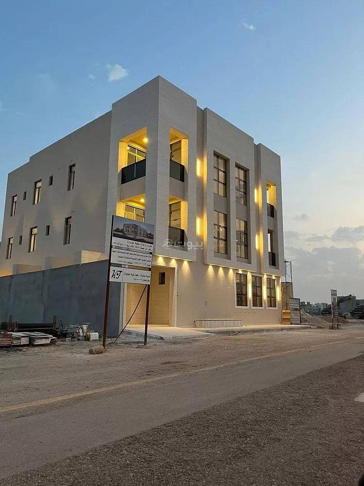 Apartment for sale on Al-Sayl Al-Kabeer Street, Al-Mahdiyah District, Riyadh City, Riyadh Region.
