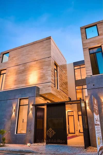 6 Bedroom Villa for Sale in West Riyadh, Riyadh - Villa for Sale in Al-Mahdiyah District, Riyadh City, Riyadh Region
