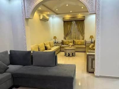 فیلا 6 غرف نوم للايجار في غرب الرياض، الرياض - فيلا للإيجار في شارع رقم 36, حي ظهرة لبن, مدينة الرياض, منطقة الرياض